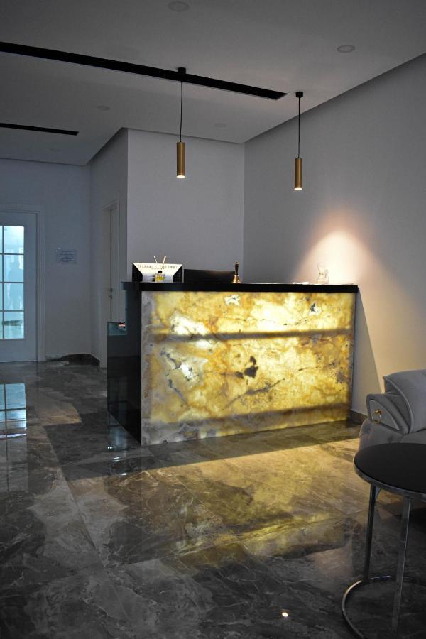 Delmar Apartments Golem  Bagian luar foto